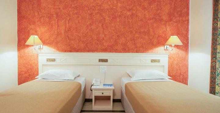 Glm Meridian Chennai Bagian luar foto