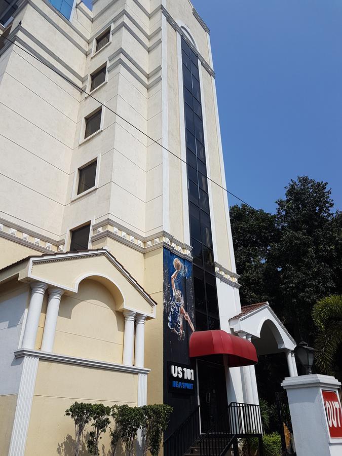 Glm Meridian Chennai Bagian luar foto