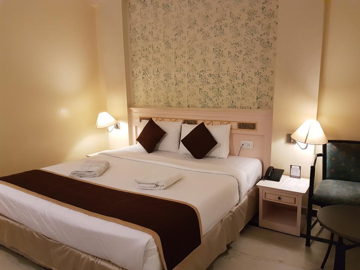 Glm Meridian Chennai Bagian luar foto