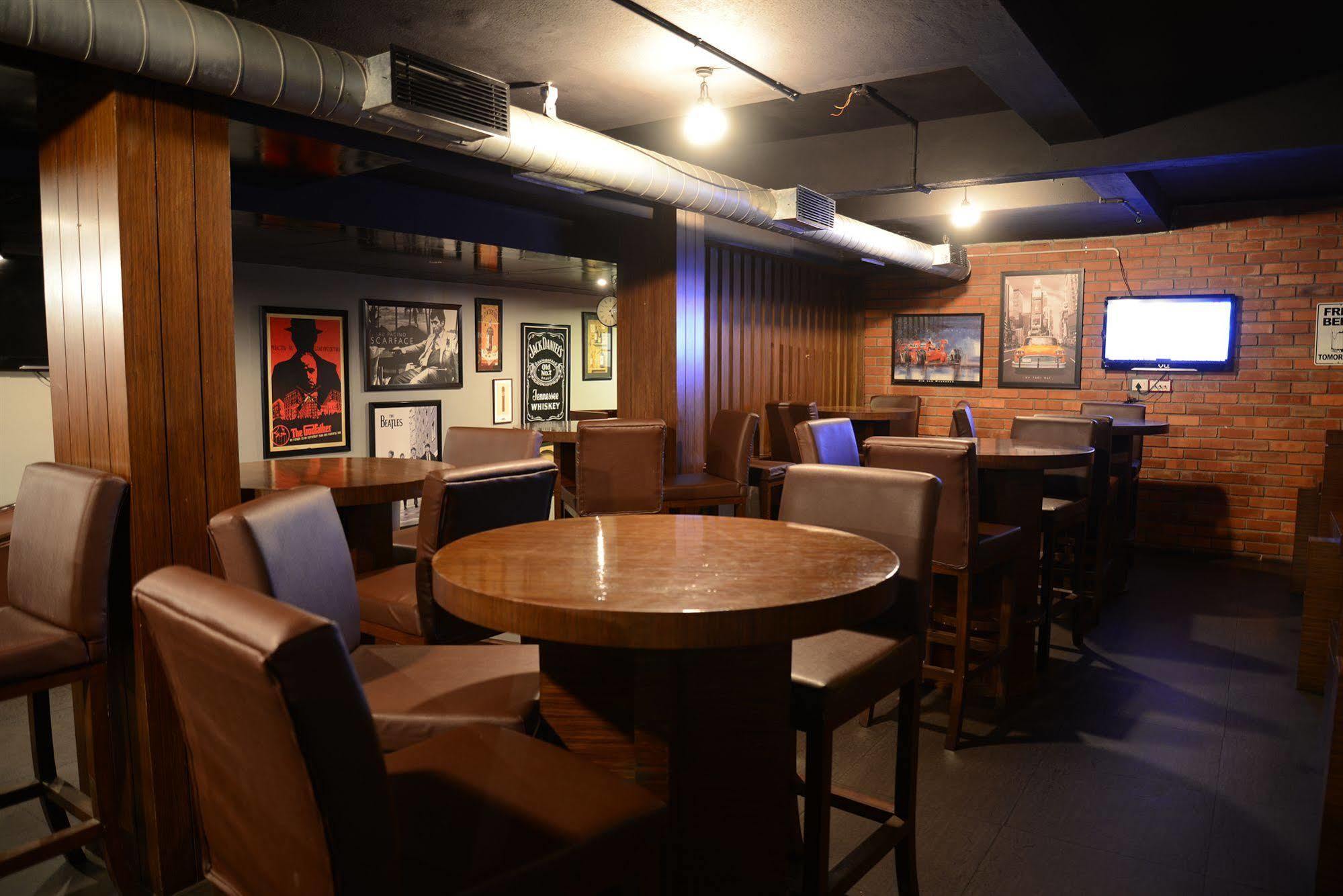 Glm Meridian Chennai Bagian luar foto